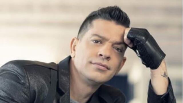 Hasta lo lobos se aprovechan de Yahir.