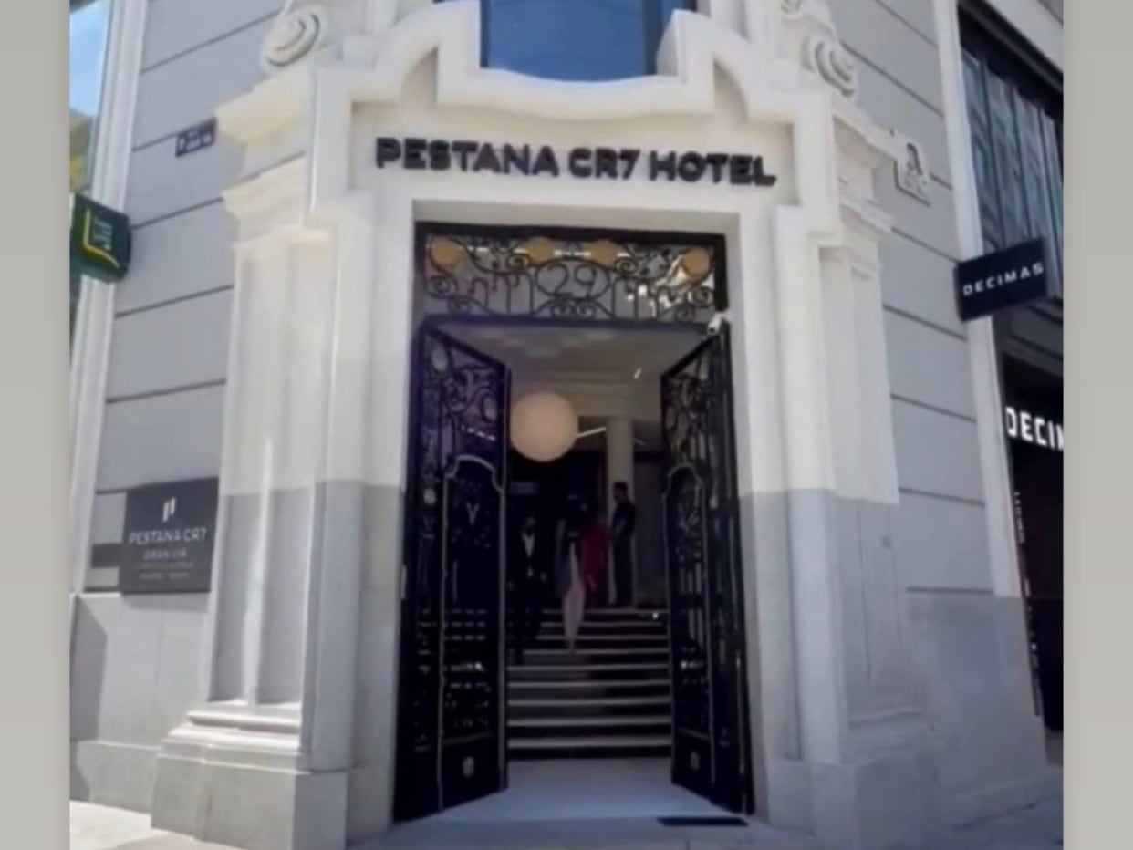 Cristino Ronaldo Hotel
