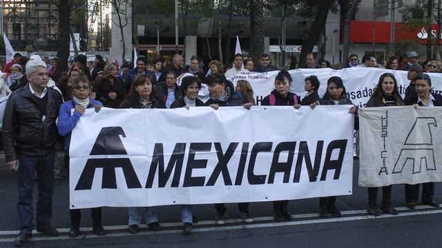 Trabajadores de Mexicana.