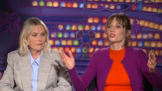 Maya Hawke, voz de Ansiedad en Intensamente 2, siempre pensó que Shrek era un personaje de Disney