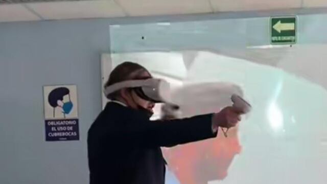 Asistente de vuelo comparte su increíble clase