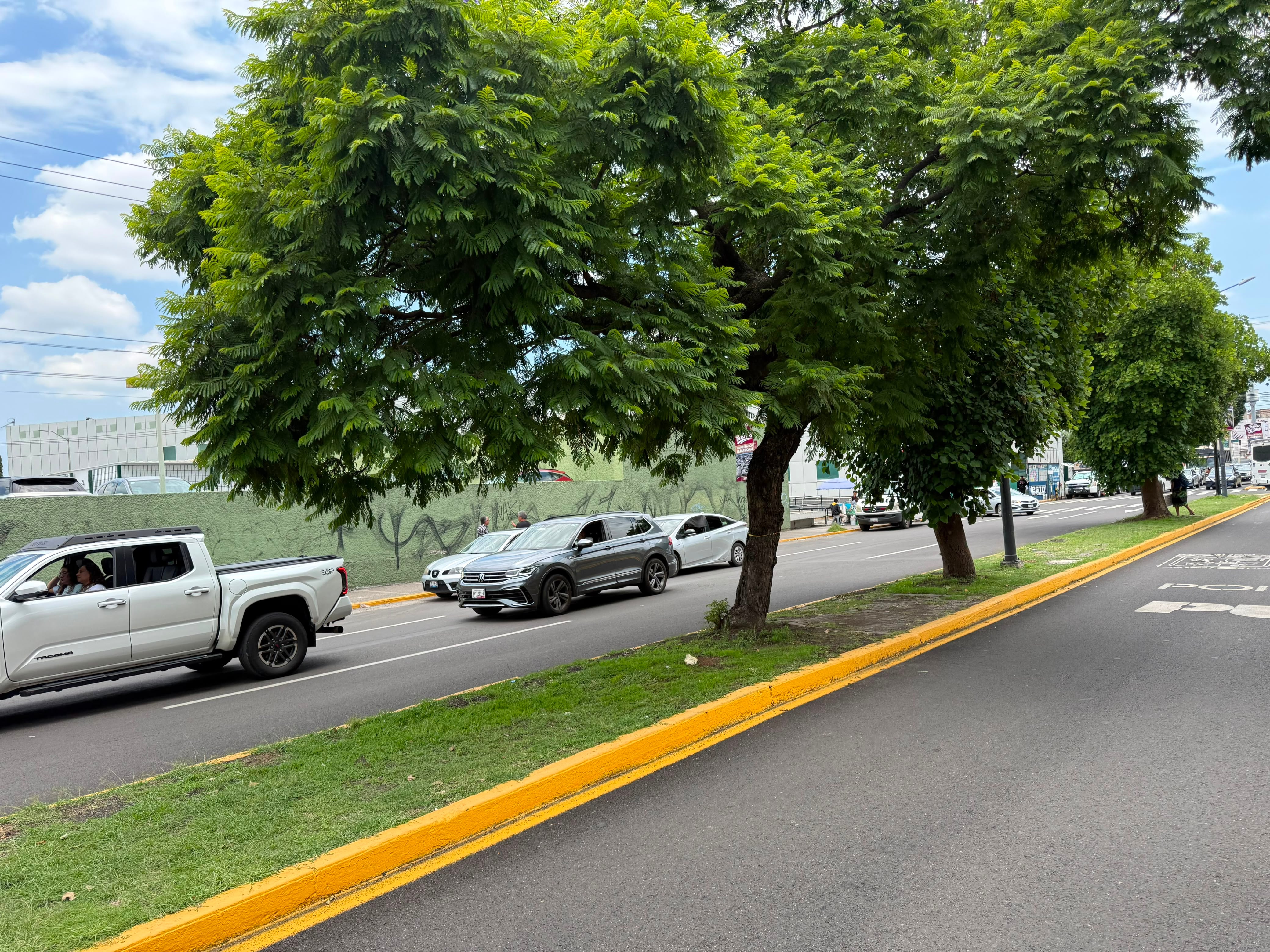 El programa contempla la rehabilitación de avenidas y carreteras estratégicas para fortalecer la conectividad en Puebla.