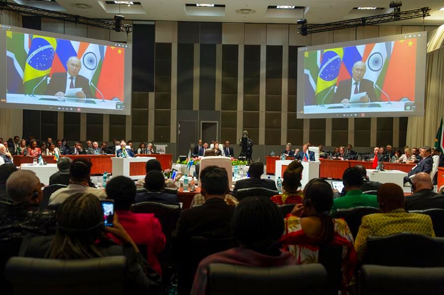 Vladimir Putin en videoconferencia desde la cumbre de BRICS