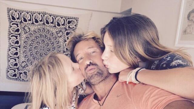 Gabriel Soto e hijas