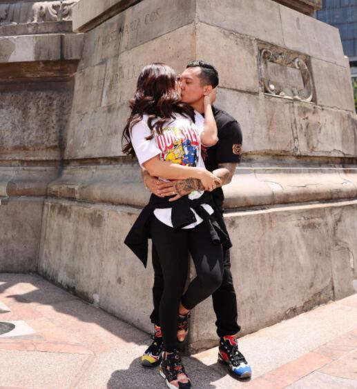 Edwin Luna y Kimberly Flores