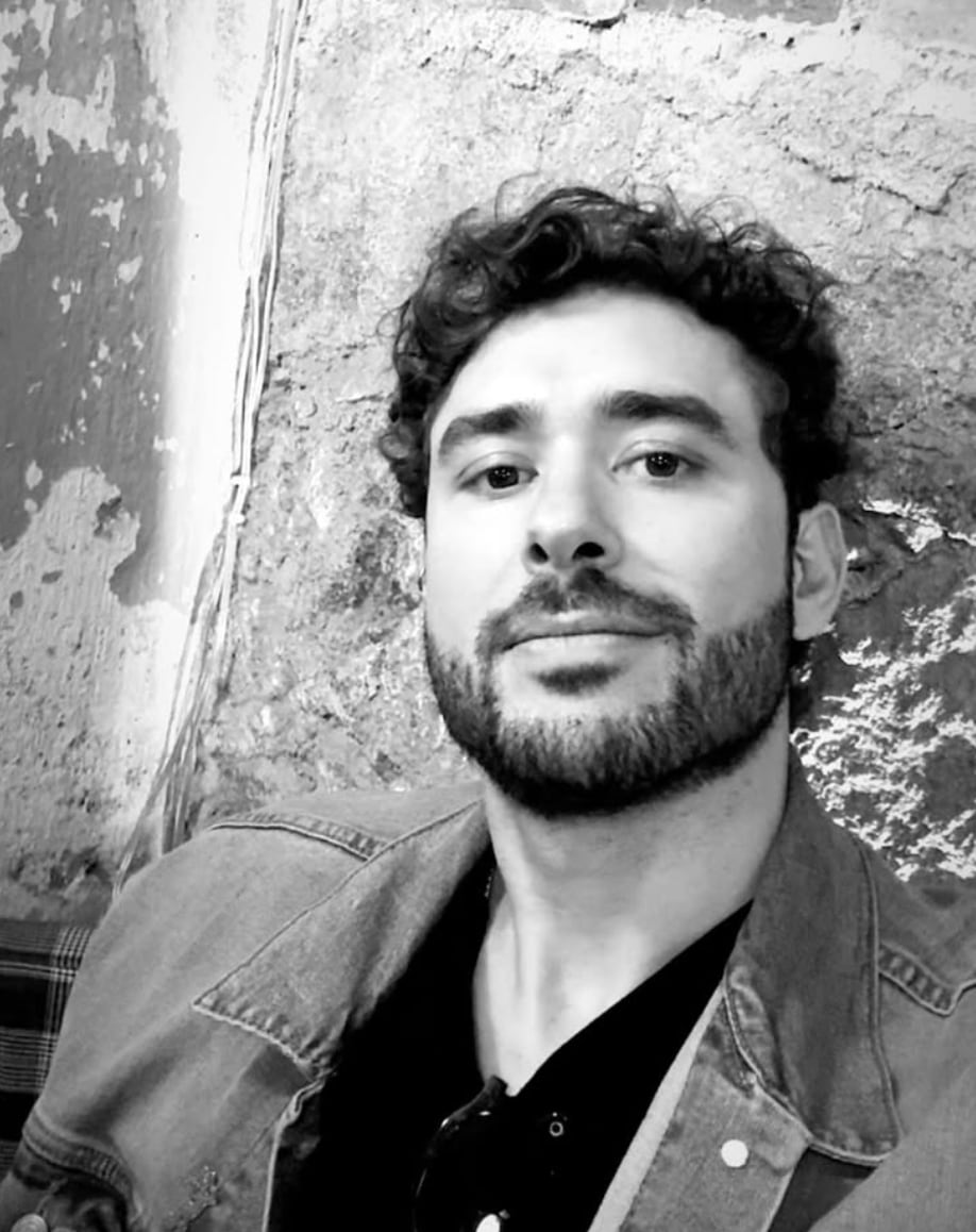 Pablo Castillo, hermano de Fernanda Castillo