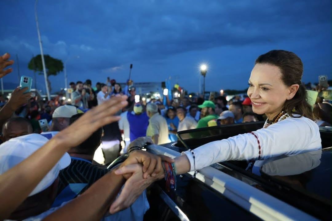 Delcy Rodríguez lanza crítica al regreso de Corina Machado a Venezuela