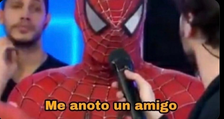 Lionel Messi sale del Barcelona