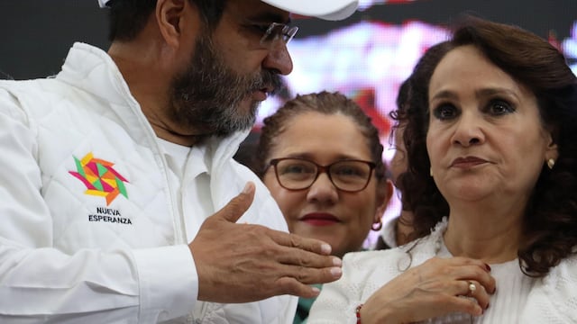 Rene Bejarano y Dolores Padierna líderes de la organización Nueva Esperanza