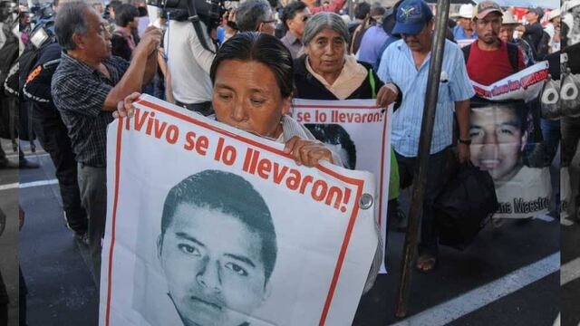 Peña Nieto nos tiene que dar respuesta definitivamente: Padres de Ayotzinapa