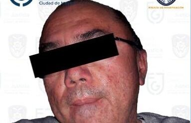 Hermano de Mauricio Toledo