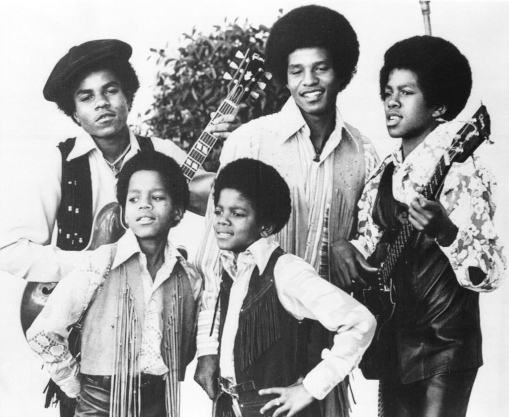 Los Jackson 5, Tito Jackson, atrás a la izquierda