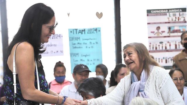 Lía Limón en Casa de adulto mayor de Álvaro Obregón