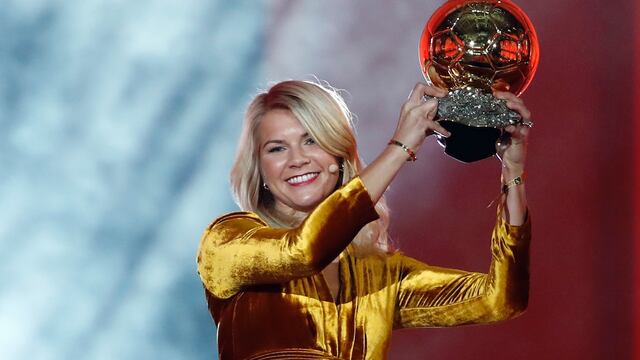 Hegerberg se convirtió en la primera mujer en ganar el Balón de Oro
