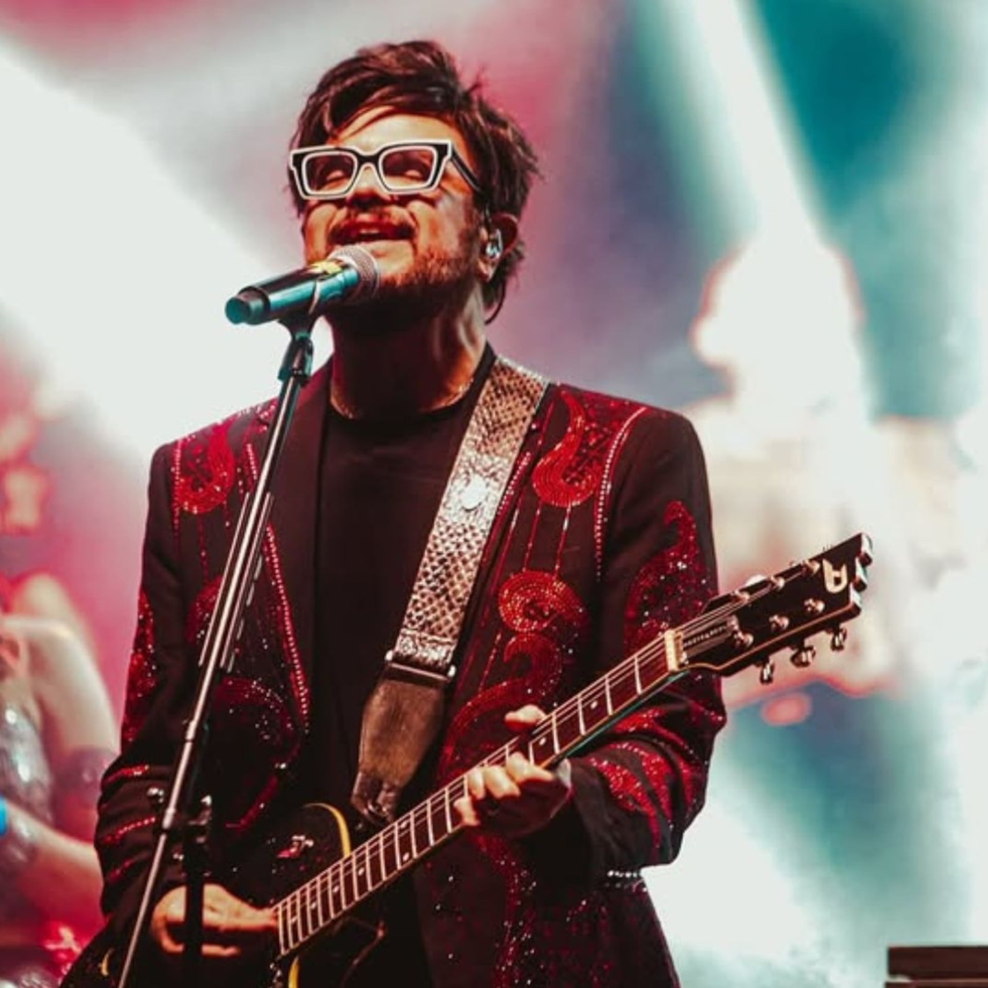 Filtran polémicos audios de Aleks Syntek y crecen los rumores de una infidelidad