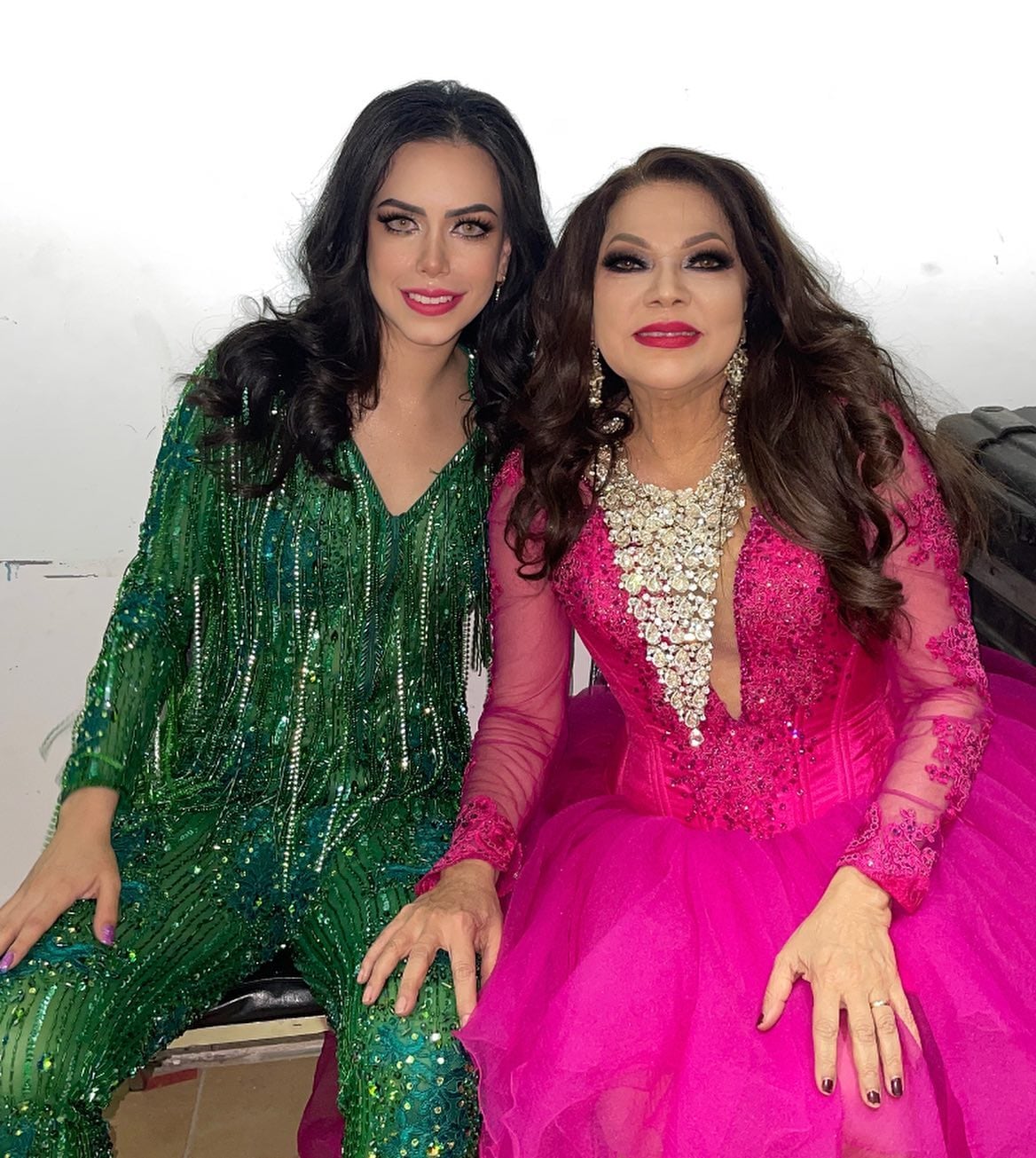 Yrma Lydya y Ángela Carrasco.