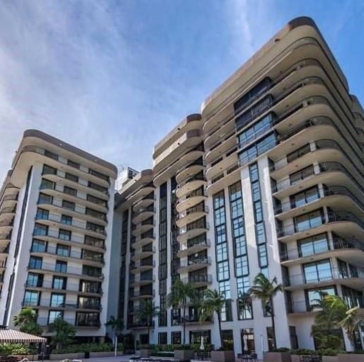 Edificio de Miami/mkotlerrealty