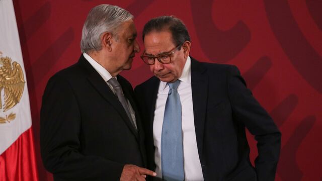 AMLO y Carlos Salazar