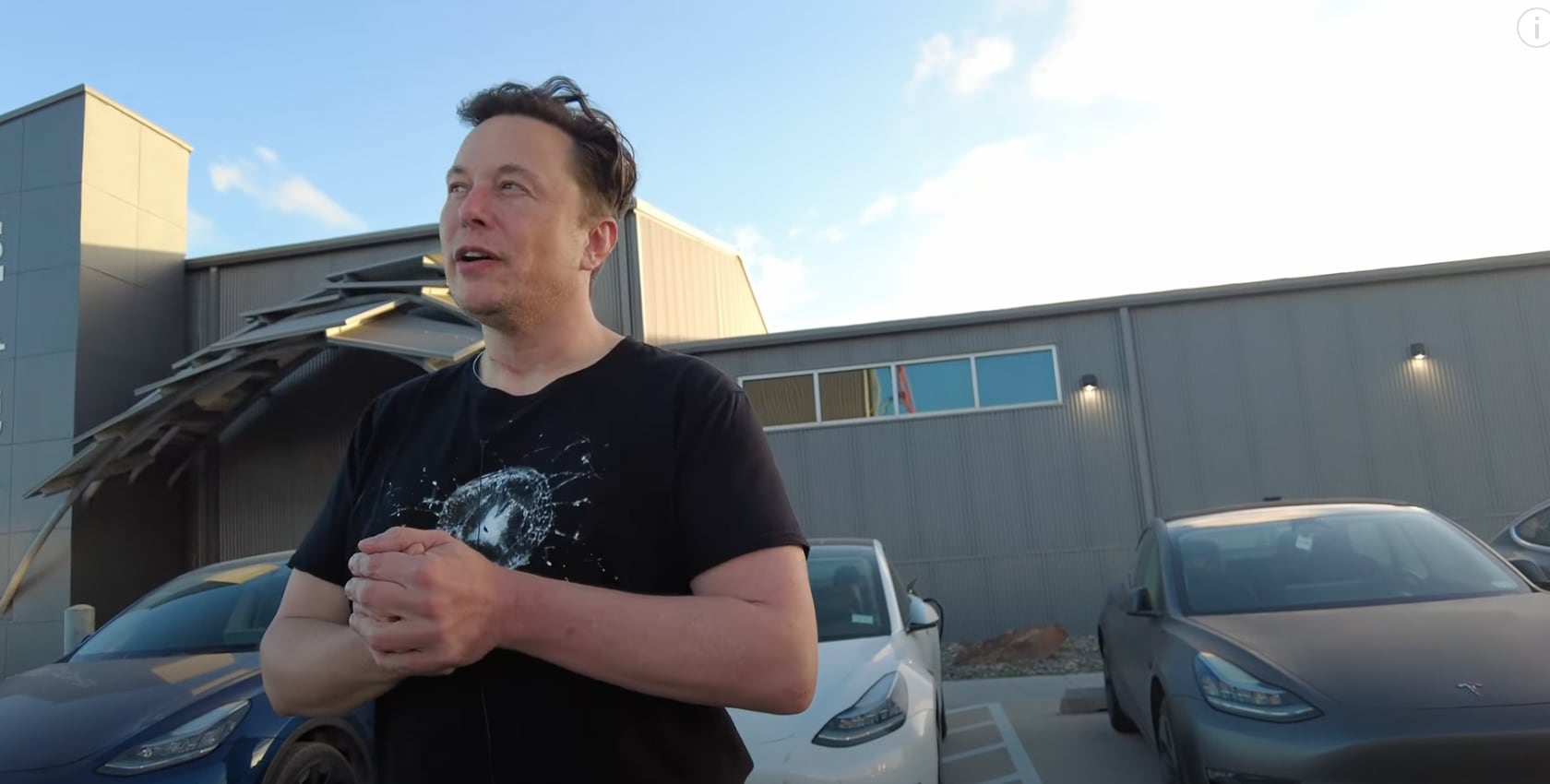 Elon Musk ofrece recorrido por Starbase