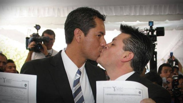 Primer matrimonio gay.
