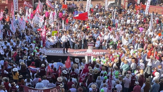 Alejandro Armenta en Fiesta de la Democracia