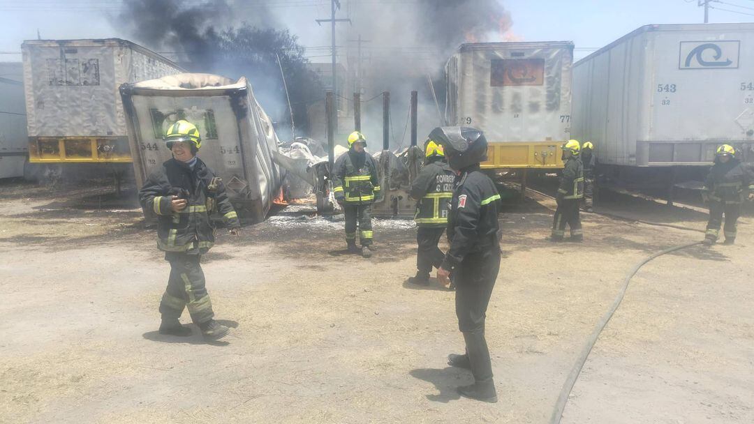 Incendio en bodegas de Cuautitlán Izcalli