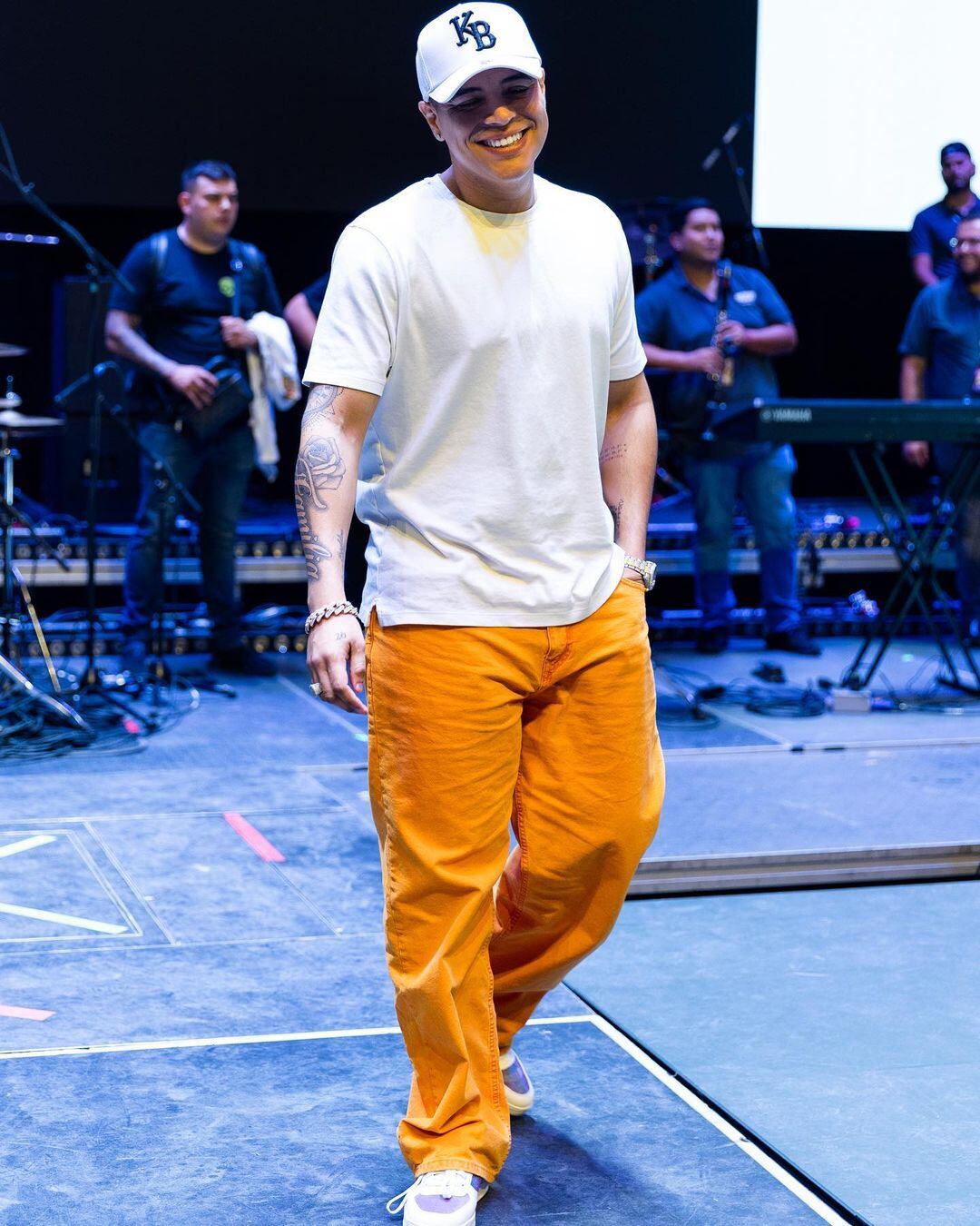 Eduin Caz, vocalista de Grupo Firme.