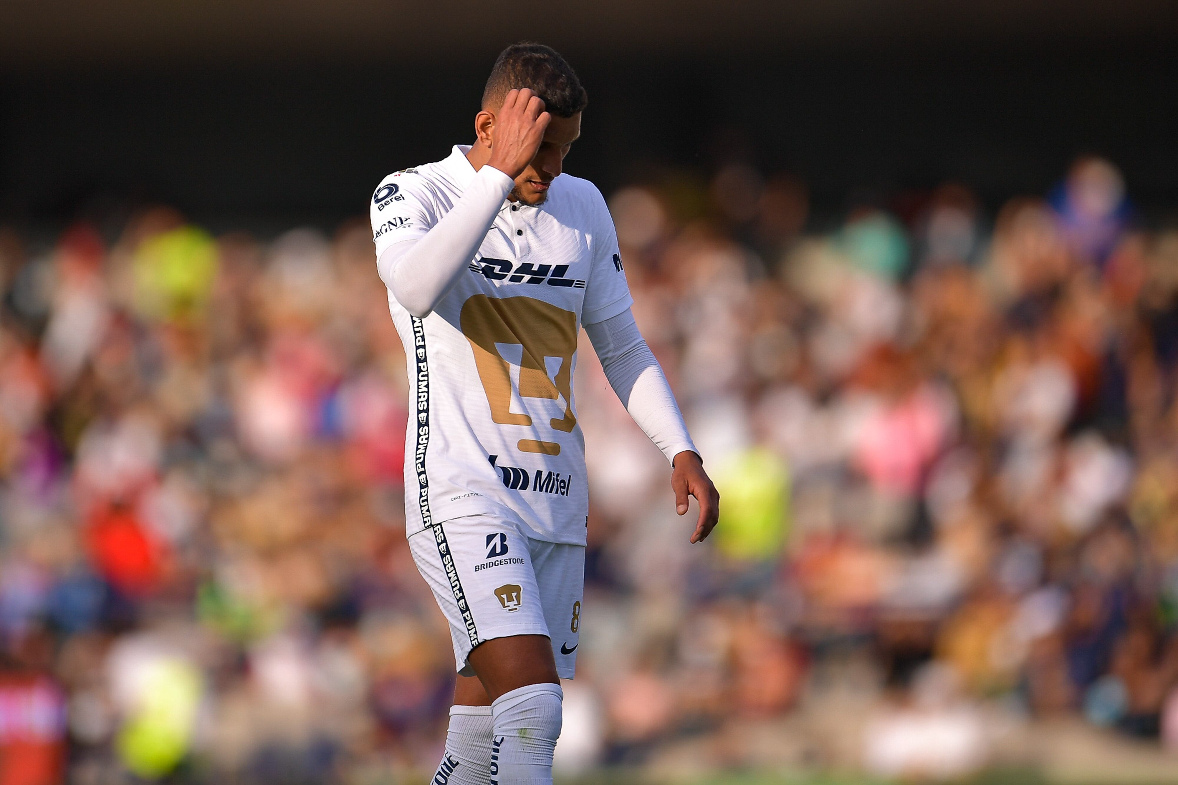 Higor Meritao en un encuentro con los Pumas