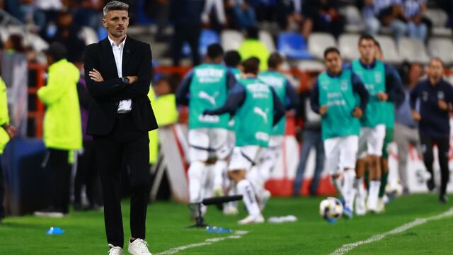 Tano Ortiz con Rayados de Monterrey.