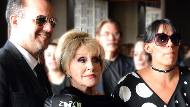 Anel Noreña junto a sus hijos