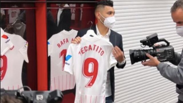 Tecatito Corona ya es jugador del Sevilla FC