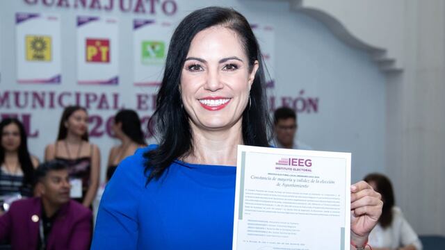 Ale Gutiérrez recibe constancia de mayoría