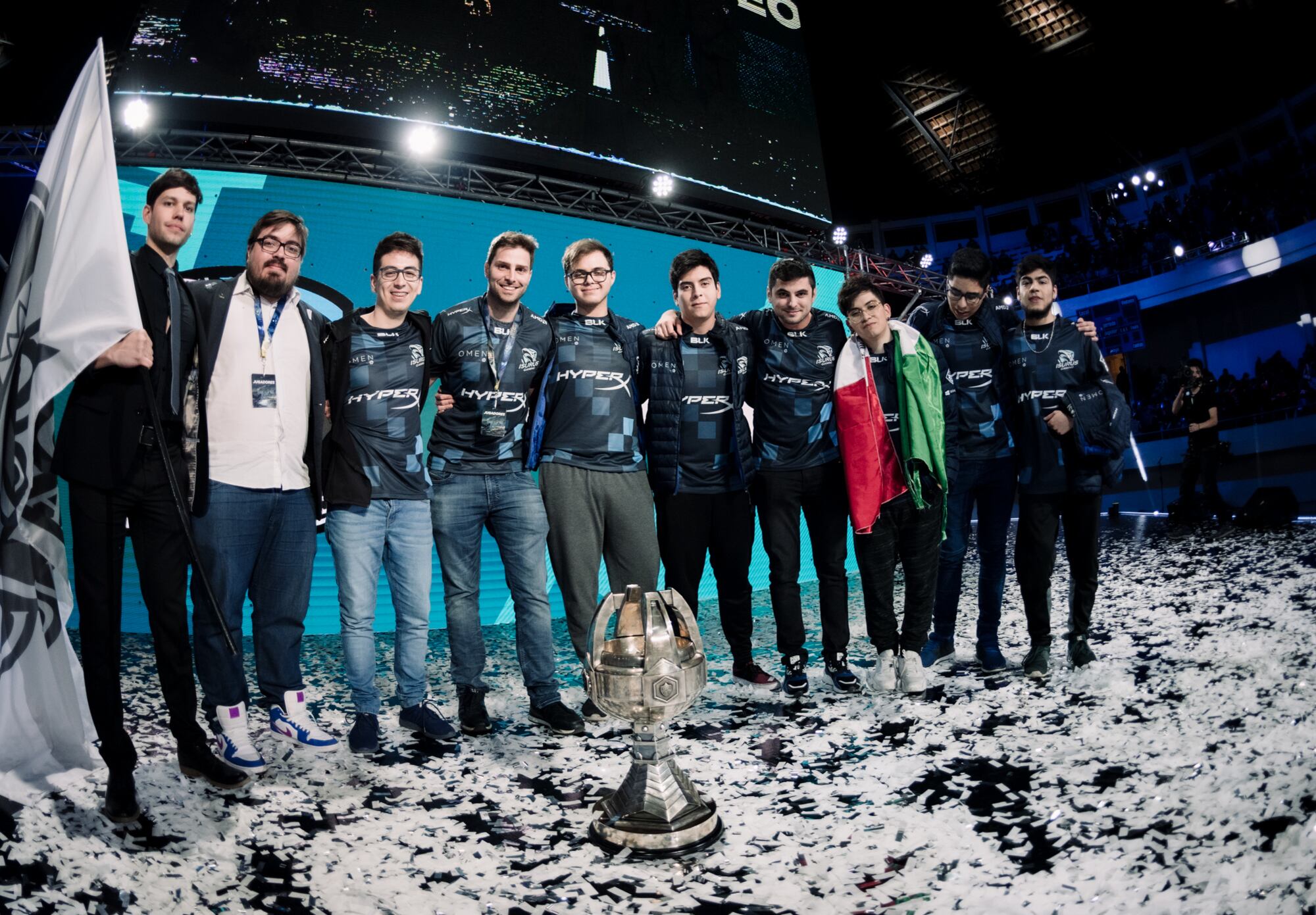 Isurus Gaming en la Final de la LLA de League of Legends