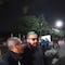 Fans del Club América hacen fila para tomarse foto con Álvaro Morales en el Estadio Azteca