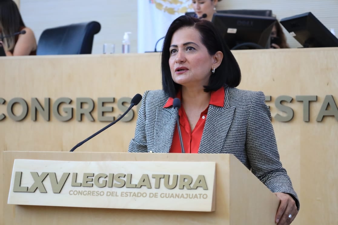 Alma Alcaraz, la mujer mejor posicionada en las encuestas por Guanajuato
