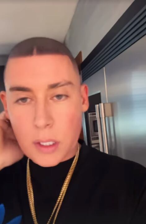 Cosculluela, reguetonero.
