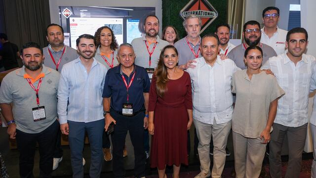 Mara Lezama inaugura convención nacional de CANACAR