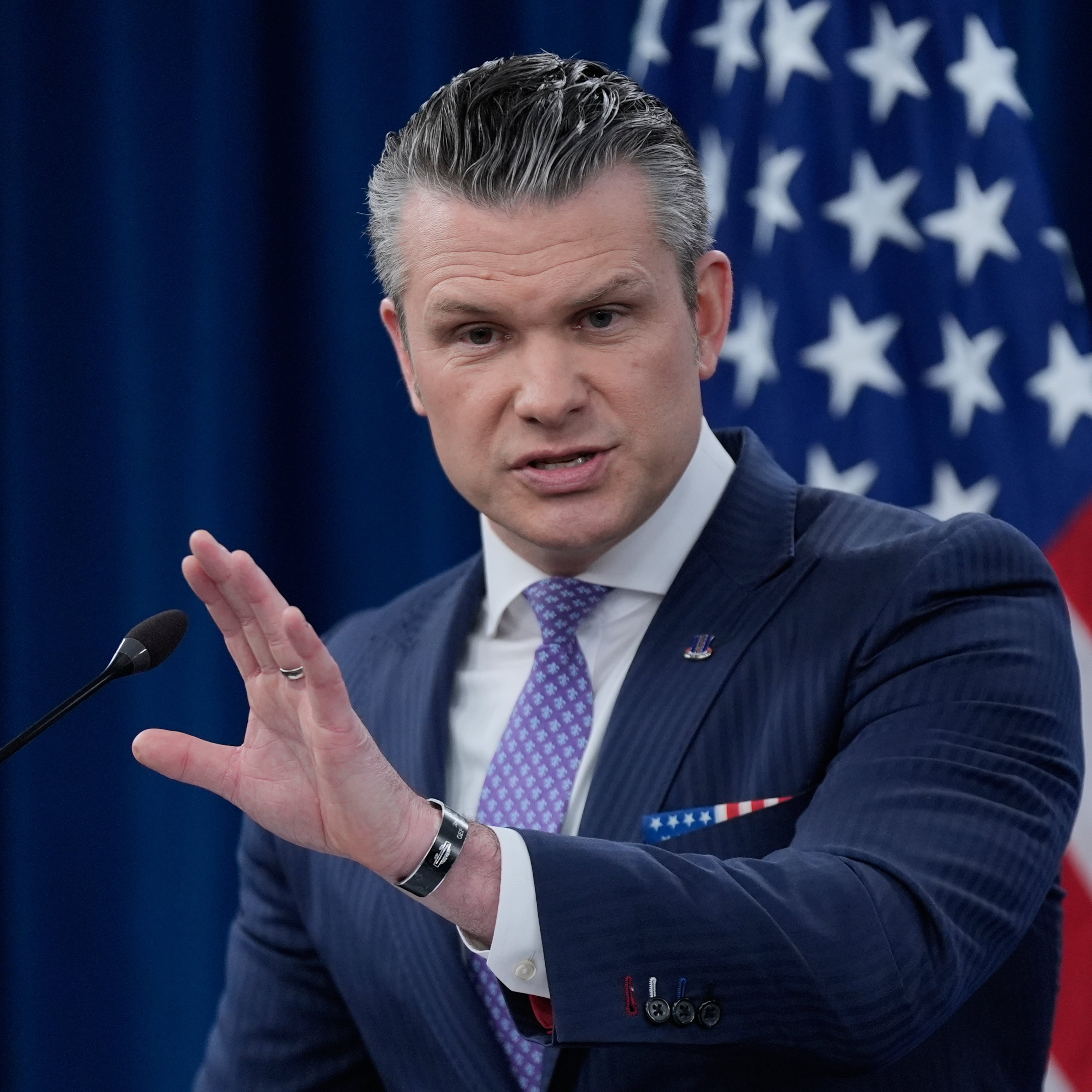 Pete Hegseth plantea fin de guerra entre Estados Unidos e Irán tras cambio de gobierno
