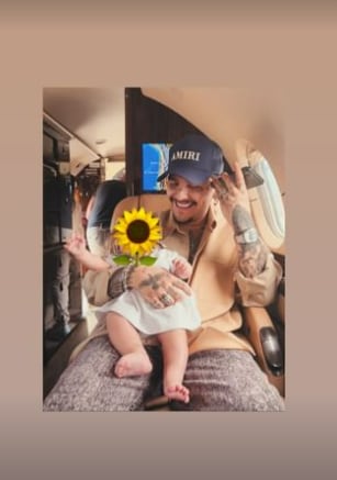 Christian Nodal comparte una foto con su bebé a pocos días de terminar el año