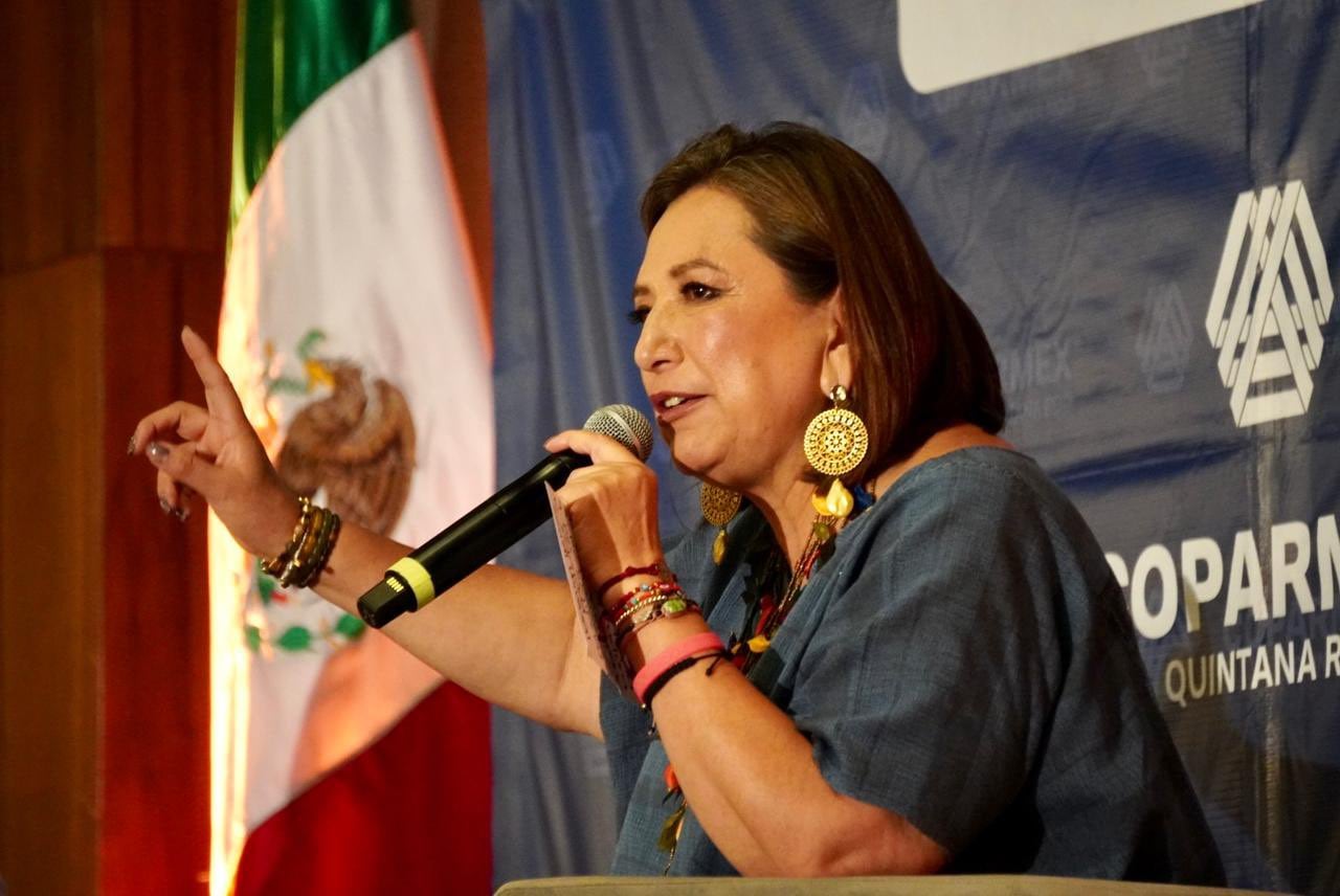 Xóchitl Gálvez en reunión con Coparmex