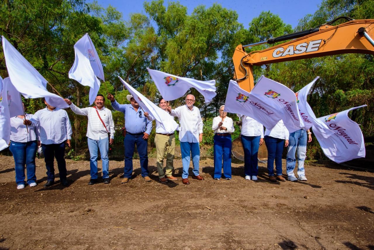 Gobernador de Nayarit lidera Jornada de Limpieza del río Mololoa