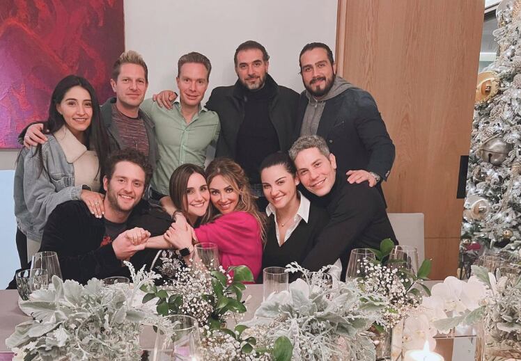 Anahí presume reencuentro de RBD