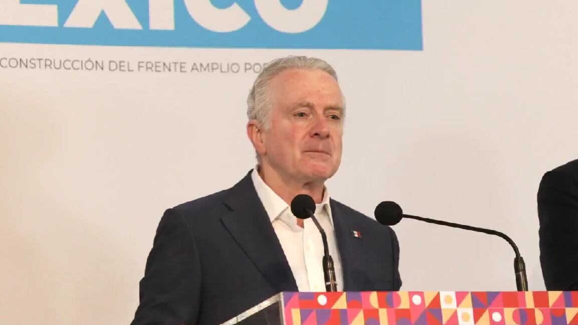 Santiago Creel festeja pasar a la segunda ronda del Frente Amplio por México y reconoce a Enrique de la Madrid