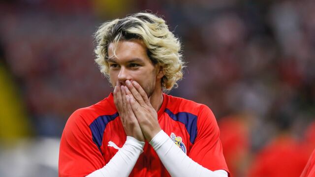 Cade Cowell con Chivas.