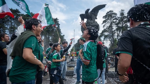 Sin sobresaltos, ganó México en su debut mundialista