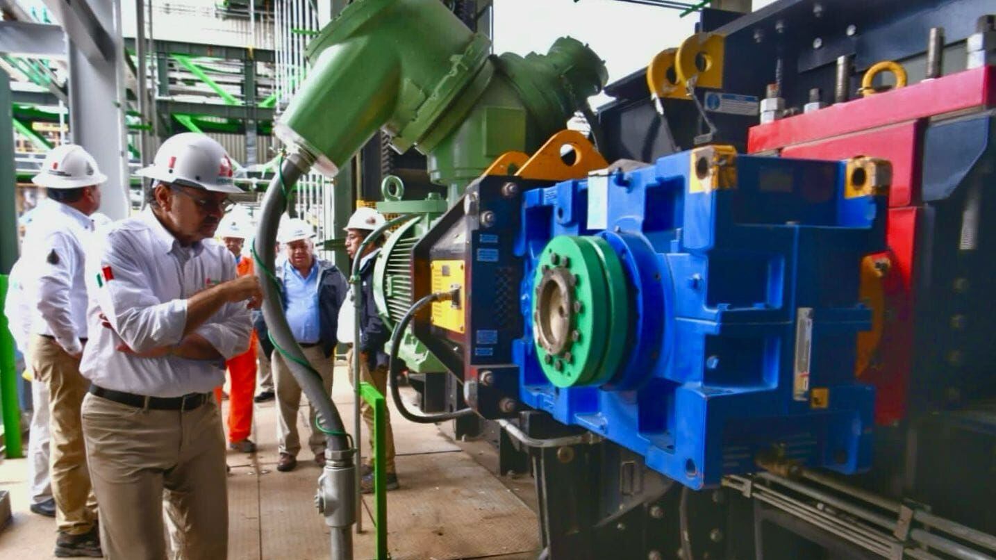 Refinería Dos Bocas impulsa la producción de Pemex; aumenta 18% en julio