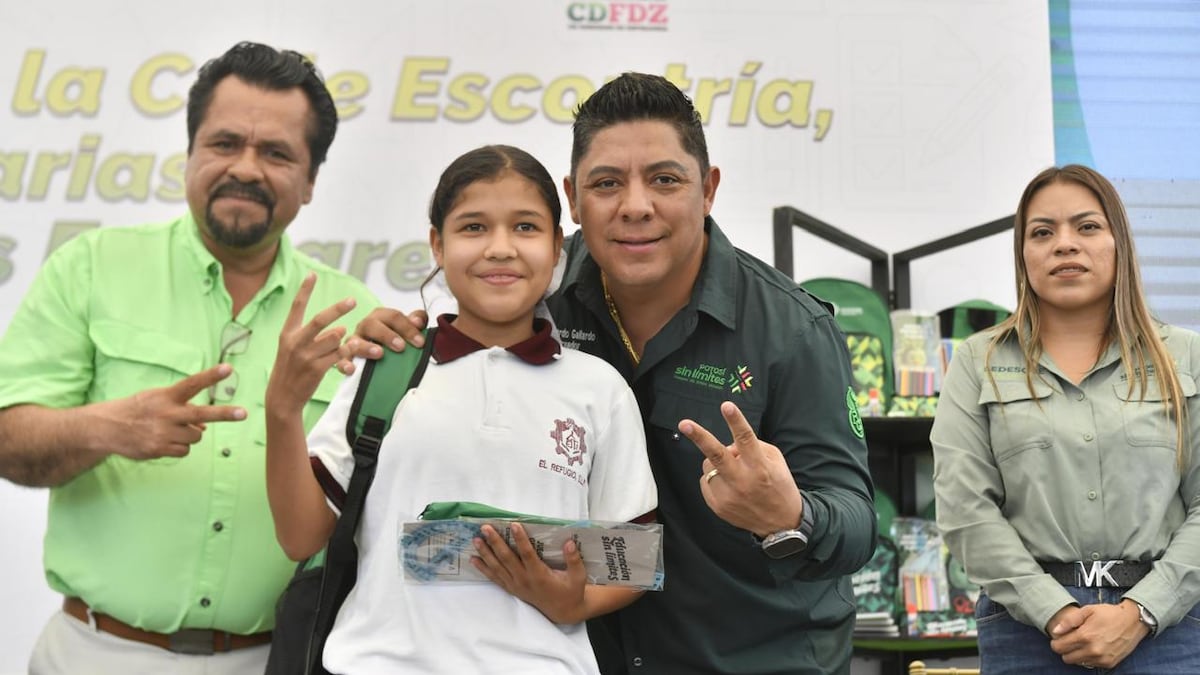 Ricardo Gallardo entrega apoyos y arranca obras en Ciudad Fernández