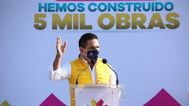 Silvano Aureoles Conejo.