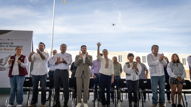 Claudia Sheinbaum y Samuel García entregan viviendas del Bienestar en Nuevo León