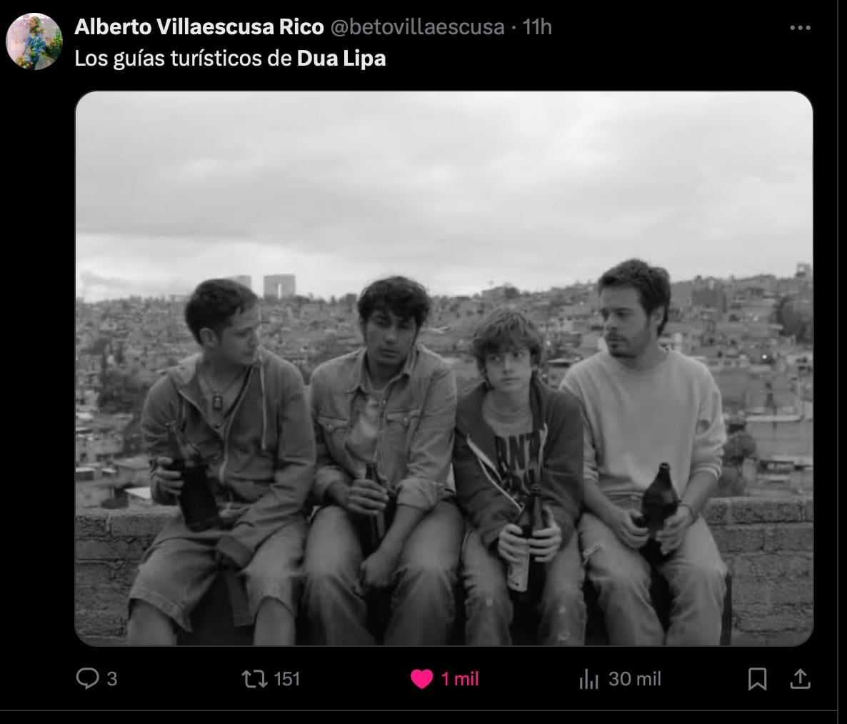 Los memes de Dua Lipa en CU maldicen a Benito Juárez por el día de asueto cuando nos visitaba